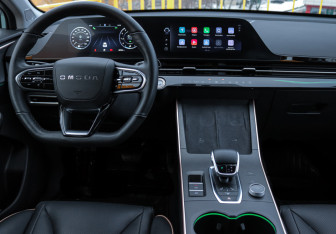 Подержанный автомобиль Omoda C5 2023 года (10 фото)