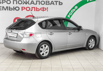 Подержанный автомобиль Subaru Impreza Hatchback 2007 года (4 фото)