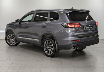 Подержанный автомобиль Chery Tiggo 8 Pro Max 2022 года (7 фото)