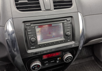 Подержанный автомобиль Suzuki SX4 Hatchback 2011 года (15 фото)