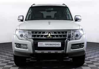 Подержанный автомобиль Mitsubishi Pajero 2021 года (2 фото)