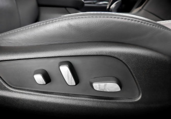 Подержанный автомобиль Cadillac XT5 2018 года (26 фото)