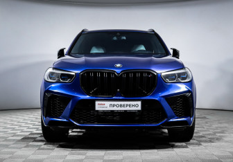 Подержанный автомобиль BMW X5 M 2021 года (2 фото)