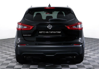 Подержанный автомобиль Nissan Qashqai 2019 года (5 фото)