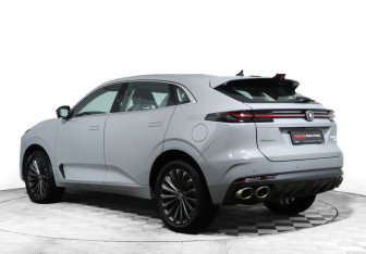 Подержанный автомобиль Changan UNI-K 2023 года (7 фото)