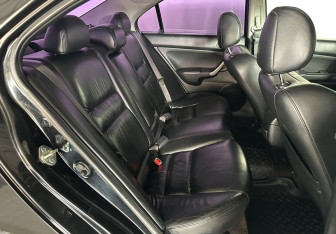 Подержанный автомобиль Honda Accord Sedan 2007 года (10 фото)