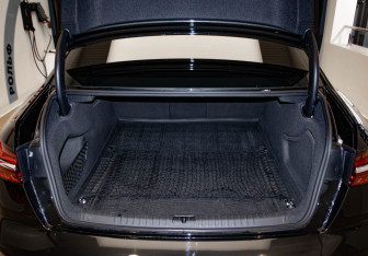 Подержанный автомобиль Audi A6 Sedan 2018 года (36 фото)