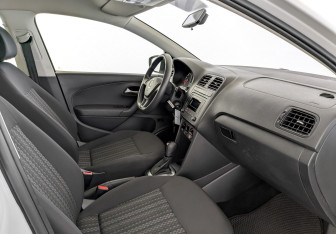 Подержанный автомобиль Volkswagen Polo Sedan 2019 года (11 фото)