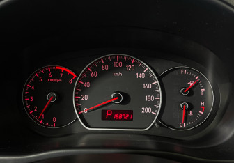 Подержанный автомобиль Suzuki SX4 Hatchback 2009 года (11 фото)