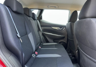 Подержанный автомобиль Nissan Qashqai 2019 года (11 фото)