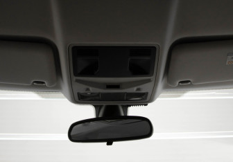 Подержанный автомобиль Land Rover Range Rover Evoque 2012 года (27 фото)