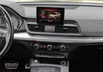 Подержанный автомобиль Audi SQ5 2019 года (17 фото)