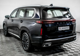 Подержанный автомобиль Exeed VX 2023 года (7 фото)