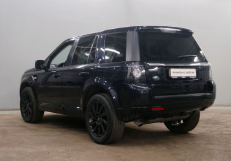 Подержанный автомобиль Land Rover Freelander 2011 года (7 фото)