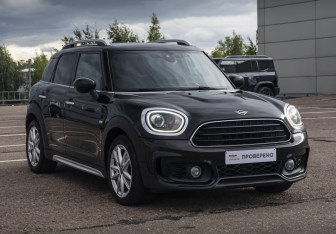 Подержанный автомобиль MINI Countryman 2020 года (13 фото)