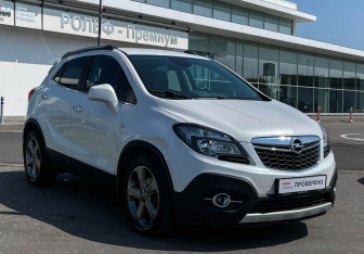 Подержанный автомобиль Opel Mokka 2013 года (3 фото)