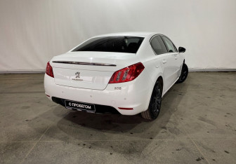 Подержанный автомобиль Peugeot 508 Sedan 2012 года (4 фото)