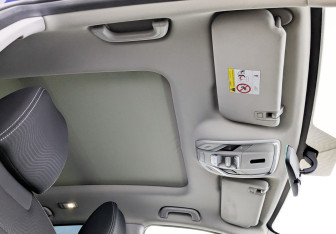 Подержанный автомобиль Geely Coolray 2022 года (22 фото)