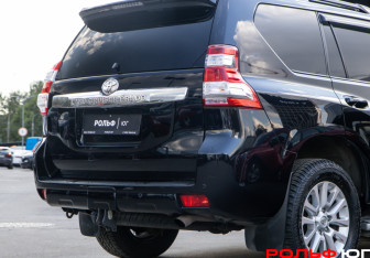 Подержанный автомобиль Toyota Land Cruiser Prado 2017 года (19 фото)