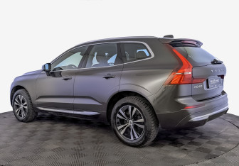 Подержанный автомобиль Volvo XC60 2023 года (7 фото)