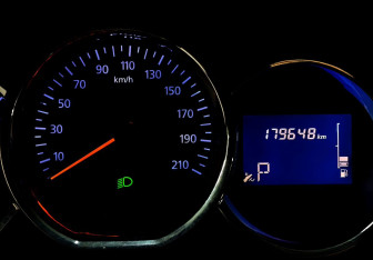 Подержанный автомобиль Renault Duster 2017 года (14 фото)