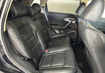 Подержанный автомобиль Geely Atlas 2019 года (11 фото)