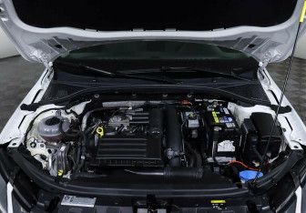 Подержанный автомобиль Skoda Octavia Liftback 2017 года (5 фото)