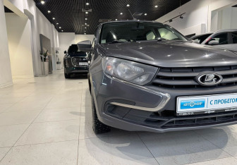 Подержанный автомобиль LADA (ВАЗ) Granta Hatchback 2019 года (8 фото)