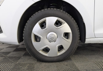 Подержанный автомобиль Skoda Rapid Liftback 2021 года (12 фото)