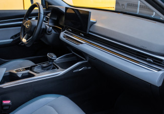 Подержанный автомобиль Geely Emgrand 2023 года (7 фото)