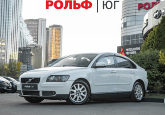 Подержанный автомобиль Volvo S40 2006 года (1 фото)
