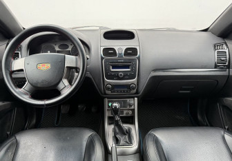 Подержанный автомобиль Geely Emgrand EC7 Sedan 2012 года (12 фото)