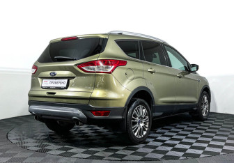 Подержанный автомобиль Ford Kuga 2013 года (5 фото)