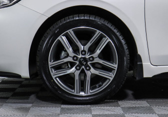 Подержанный автомобиль Kia Cerato Sedan 2020 года (5 фото)