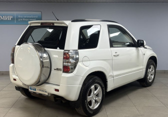 Подержанный автомобиль Suzuki Grand Vitara 2008 года (5 фото)