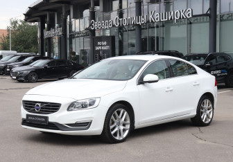 Подержанный автомобиль Volvo S60 2017 года (1 фото)