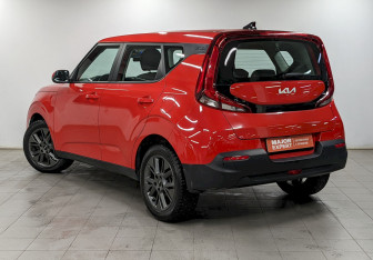 Подержанный автомобиль Kia Soul 2021 года (7 фото)
