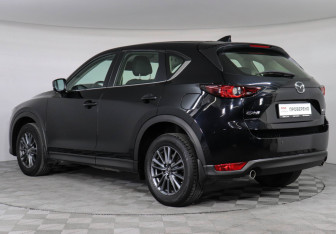 Подержанный автомобиль Mazda CX-5 2019 года (7 фото)