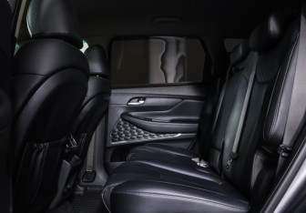 Подержанный автомобиль Hyundai Santa Fe 2020 года (12 фото)
