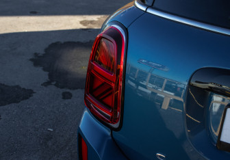 Подержанный автомобиль MINI Countryman 2020 года (15 фото)