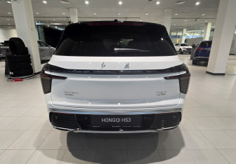 Новый Hongqi HS3 2025 (6 фото)