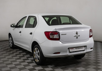 Подержанный автомобиль Renault Logan Sedan 2017 года (7 фото)