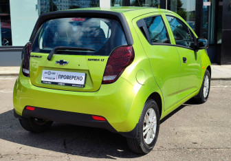 Подержанный автомобиль Chevrolet Spark 2012 года (5 фото)