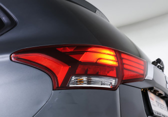 Подержанный автомобиль Mitsubishi Outlander 2019 года (21 фото)