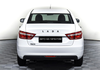Подержанный автомобиль LADA (ВАЗ) Vesta Sedan 2019 года (6 фото)