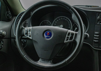 Подержанный автомобиль Saab 9-3 Sedan 2008 года (15 фото)