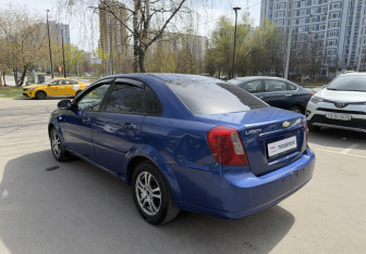 Подержанный автомобиль Chevrolet Lacetti Sedan 2008 года (7 фото)