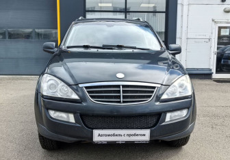 Подержанный автомобиль SsangYong Kyron 2013 года (2 фото)