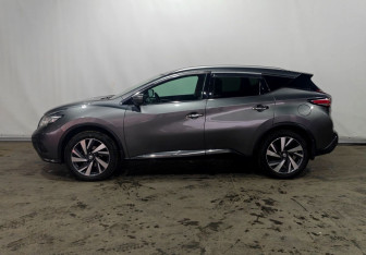 Подержанный автомобиль Nissan Murano Suv 2018 года (8 фото)