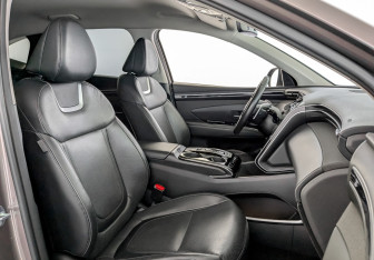 Подержанный автомобиль Hyundai Tucson 2022 года (23 фото)